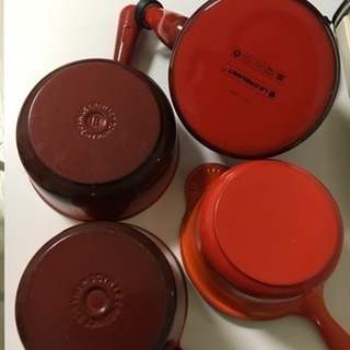 ル・クルーゼ7点とアイアンタワー。個別販売対応。