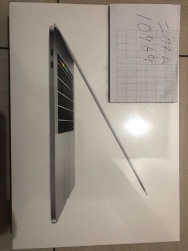 新品未開封！最新型MacBook Pro 15インチ シルバー