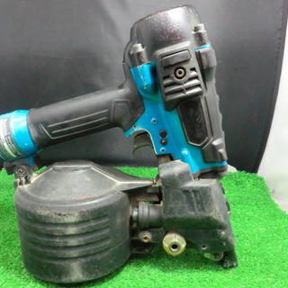 マキタ 65mm高圧エア釘打ち機 AN632HM エアダスター無