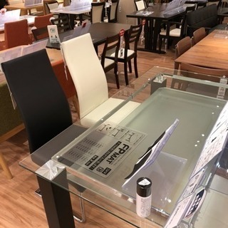 ニトリ ガラスダイニングテーブル