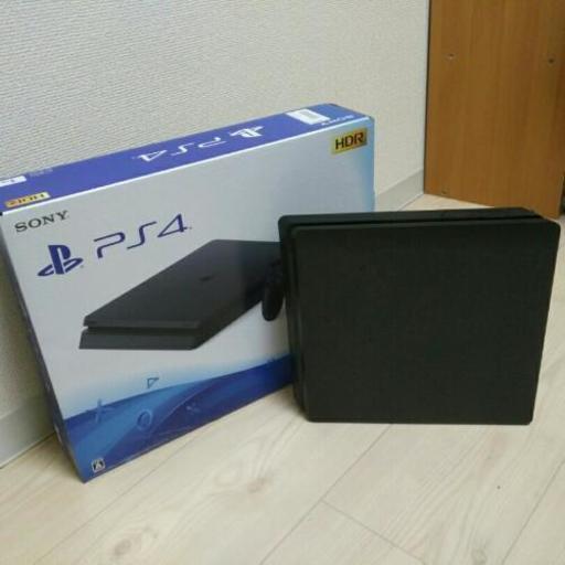 【本体】PS4 CUH2100ブラック 1TB 【使用2ヶ月未満】