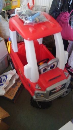 四輪車　おもちゃ