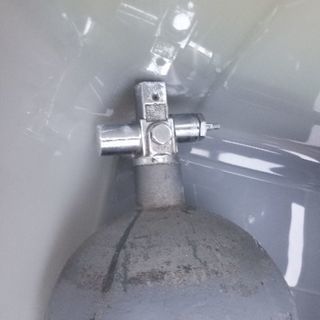 ダイビング用ボンベ