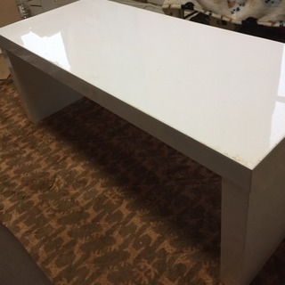 横長 白テーブル