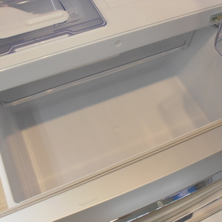 安心の1年保証付！2017年製、MITSUBISHIの3ドア冷蔵庫です！