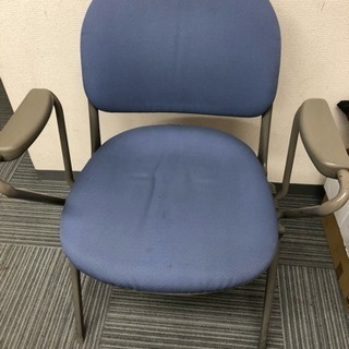 無料 応接 会議用に使える椅子（オカムラ）6個セット さしあげます。