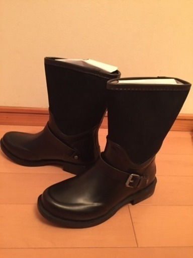 UGG  SIVADA (値下げしました)