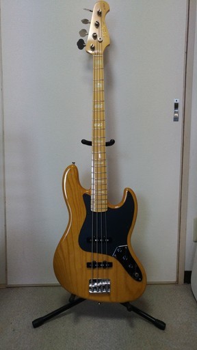 フジゲン ベース　Neo Classic （ギグバッグ、シールド付き！）