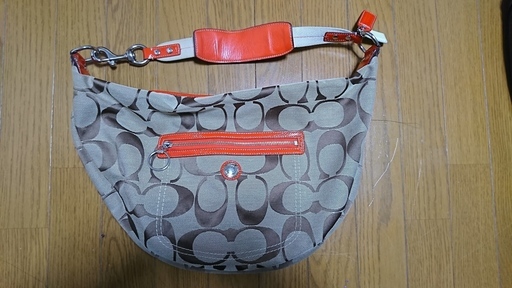 コーチ　COACH シグネチャー ブラウン×オレンジ 肩掛けバッグ