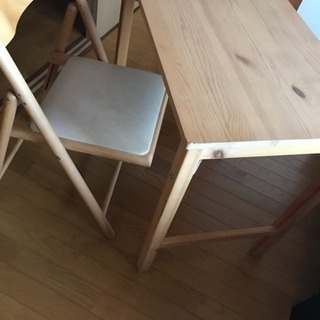 テーブル(椅子付き)