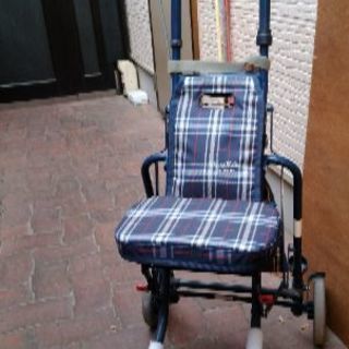 シルバーカー椅子型