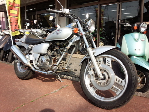 NO.1951 マグナ50 (MAGNA) 4サイクル クラッチ付き4速ミッション ☆彡