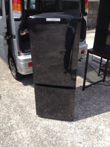 きれいな冷蔵庫 黒 2012年製 146L 2ドア