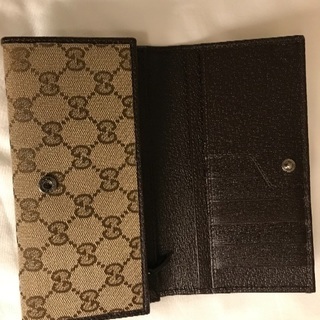 16日まで限定 新品 GUCCI長財布