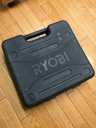 RYOBI インパクトドライバー 早い者勝ち