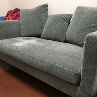 引き取りに来てくださる方優先。メルカリにも出品中です。