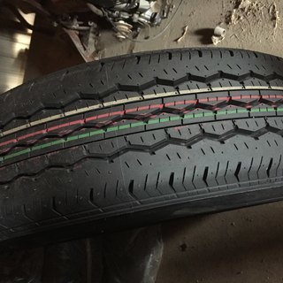 【新車外し】　ブリヂストン サマータイヤ 4本セット RD-613 STEEL 195/80R15 107/105L ホイール（カバー付き）