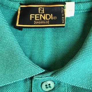 FENDI　グリーンポロシャツ(^^♪