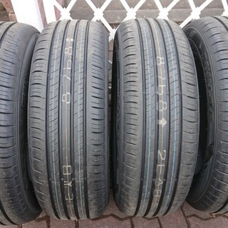 新車外し・夏タイヤ215/60Ｒ17
