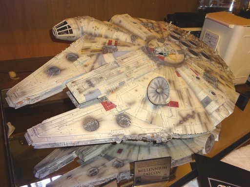 マスターレプリカ社 ミレニアムファルコン プロップレプリカ （スター
