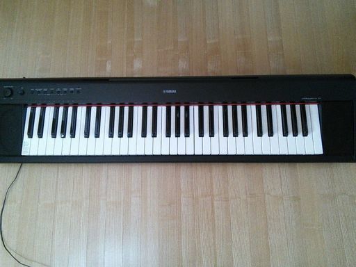 ヤマハ電子キーボードスタンド付き　NP-11