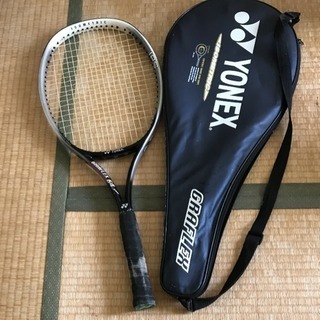 お取引中  テニスのラケット  YONEX