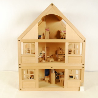 ドールハウス　木製　人形　家具　小物付き ピーターラビットのお皿...