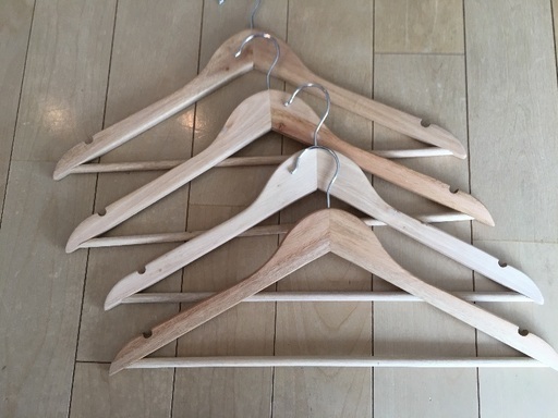 ニトリ木製ハンガー５本組 ユーカリ5p 直接受渡限定 東京都中央区 達也 勝どきのその他の中古 古着あげます 譲ります ジモティーで不用品の処分