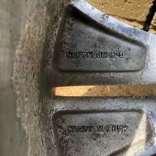 19インチ  8J