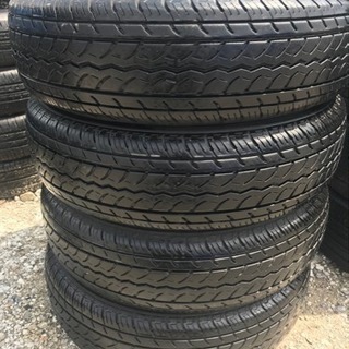 ハイエース用ノーマルタイヤ※交換※安い