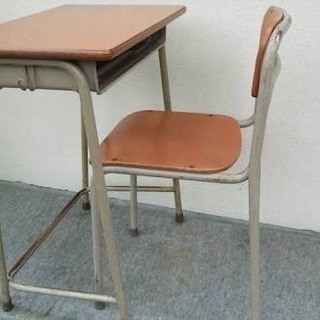 学校机 椅子