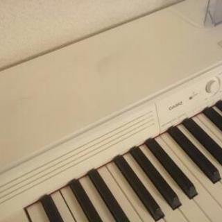 電子ピアノCASIO PX760WE