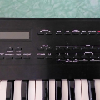 キーボード【ローランド】D-5