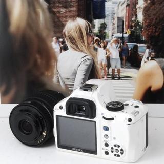 ◼️ビギナー、女性にオススメ★人気のホワイト◼️ペンタックス k-x 送料無料！ゆうパック代引き発送！代引き手数料無料！