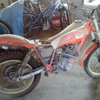 TLR200 競技用ジャンク　書類無し TLR200 競技用ジャンク 書類無し ホンダ TLR200部品取 ジャンク