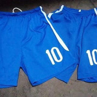 ブラジル代表 サッカー ユニフォーム 10番 ボトムス パンツ ２枚セット Cosmos 中野のサッカー の中古あげます 譲ります ジモティーで不用品の処分