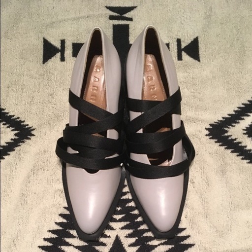 新品未使用 定価74%OFF MARNI リボン パンプス グレー 鈴木えみ着用
