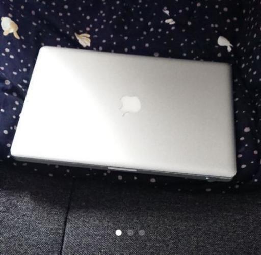 MacBook pro 15インチ