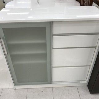 取りに来て頂ける方限定！スライド扉のキャビネットのご紹介です！ 取りに来て頂ける方限定！スライド扉のキャビネットのご紹介です！