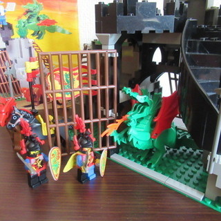 昔のレゴ Lego お城シリーズ マジックドラゴンマウンテン 6076 山桜 高尾のおもちゃ ブロック の中古あげます 譲ります ジモティーで不用品の処分