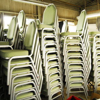 レセプションチェア アルミフレーム 若葉色 スタッキングチェア 120脚セット 宴会会場ホテルブライダル式場