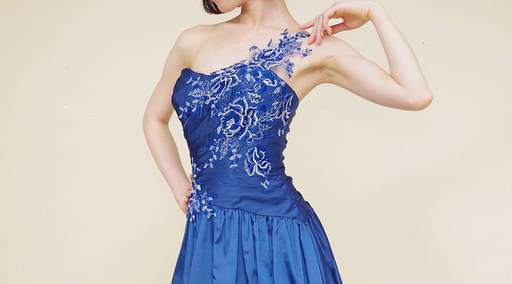 新宿のドレスショップの運営 商品開発スタッフ募集 Casty 新宿のアパレルの無料求人広告 アルバイト バイト募集情報 ジモティー