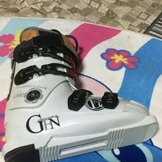 スキーブーツ