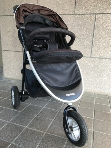 アップリカ三輪ベビーカー スムーヴ(おまけ付き) | procomm.ca