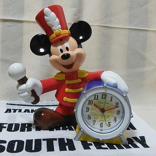 目覚まし時計　ミッキーマウス