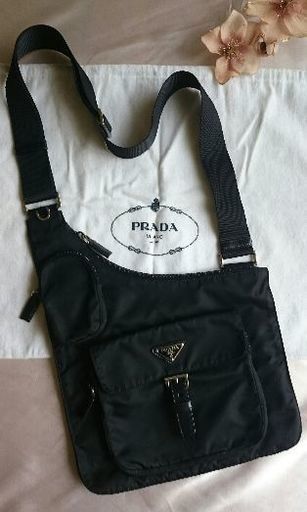 ■お取り引き完了／【ほぼ新品】PRADA プラダクロスショルダーバッグBT0520
