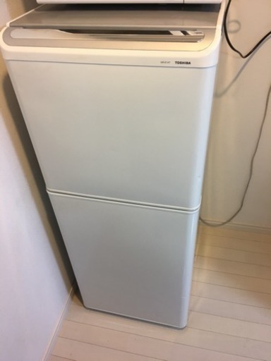 冷蔵庫1000円円で譲ります。東駒形に5月24日取りに来られる方