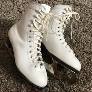 フィギュアスケート靴 24.5