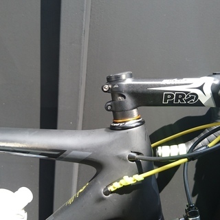 SCOTT Addict10 ロードバイク カーボン 軽量 ヒルクライム