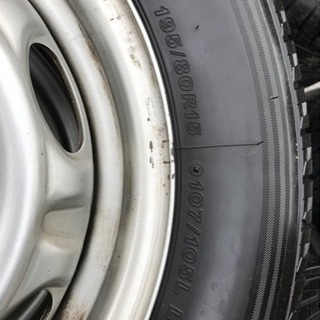 ハイエース/ホイール付ノーマルタイヤ